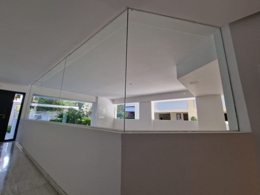 lymperis first glass γυαλινα διαχωριστικα χωρου
